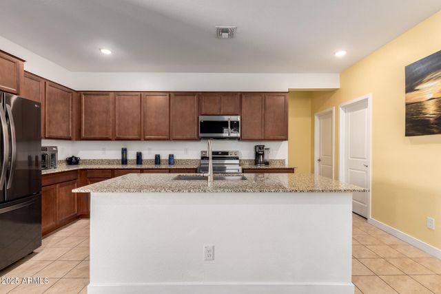 23407 W WINSLOW Avenue, Buckeye, AZ 85326