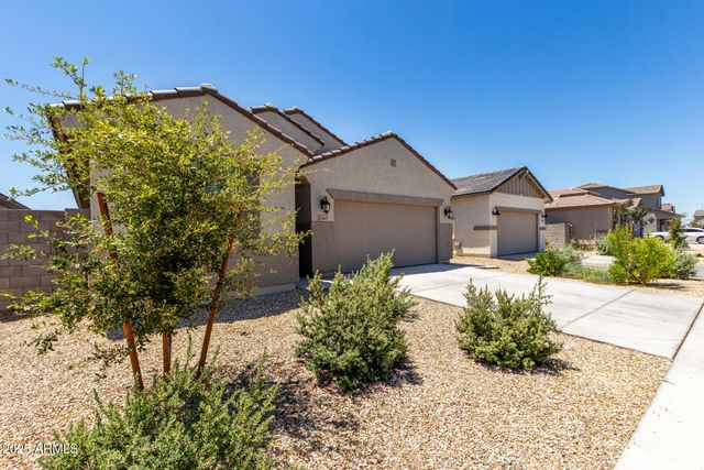 23407 W WINSLOW Avenue, Buckeye, AZ 85326