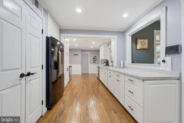 9660 BOYETT CT, Fairfax, VA 22032