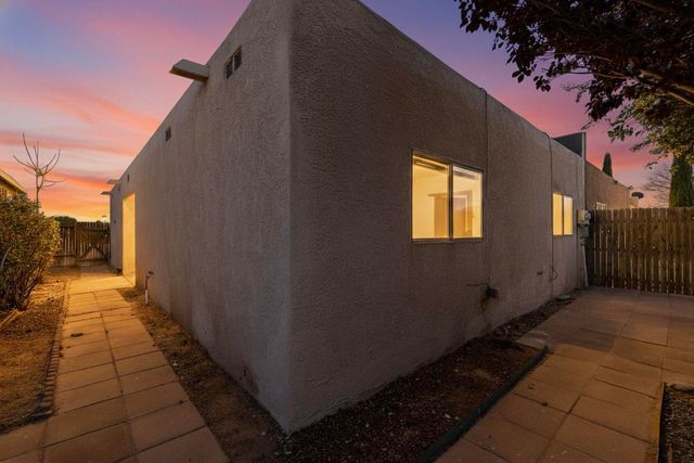 3325 Corona Drive NW, Albuquerque, NM 87120