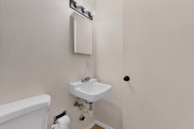 3325 Corona Drive NW, Albuquerque, NM 87120