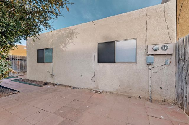 3325 Corona Drive NW, Albuquerque, NM 87120