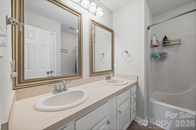 5240 Spring Glen, York, SC 29745