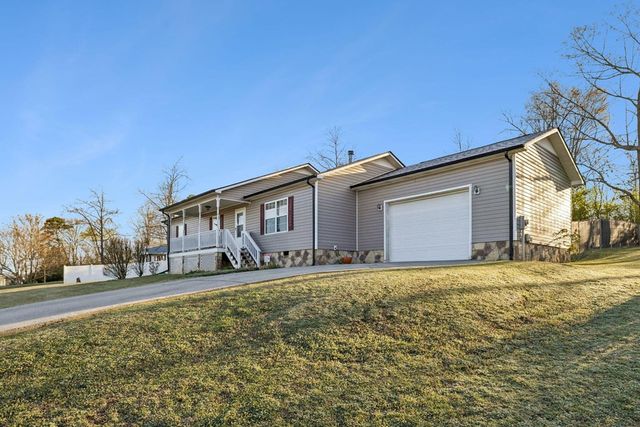 209 Lanier Drive, Chatsworth, GA 30705
