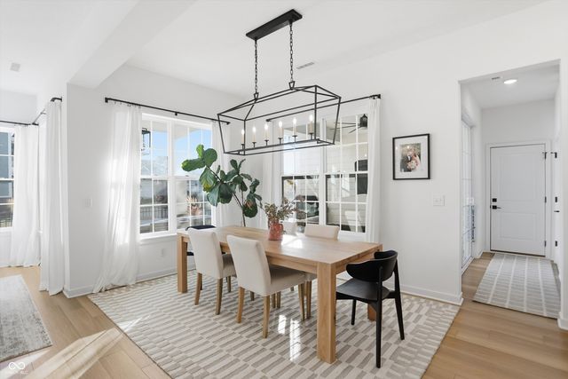 1923 Ponsonby Drive, Westfield, IN 46074