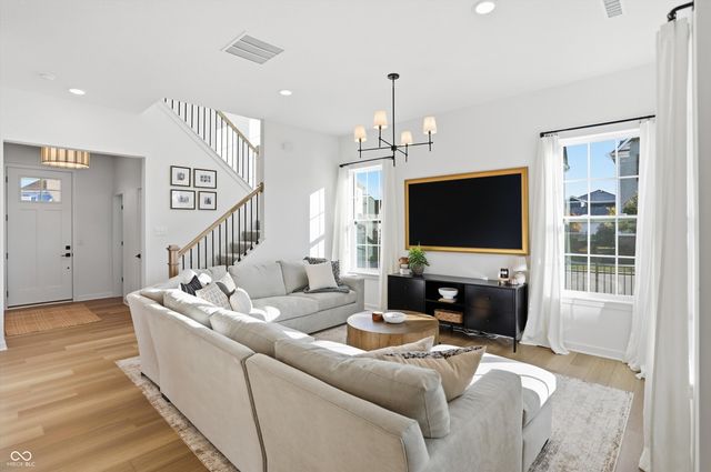 1923 Ponsonby Drive, Westfield, IN 46074