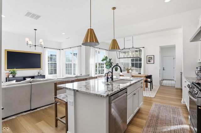 1923 Ponsonby Drive, Westfield, IN 46074