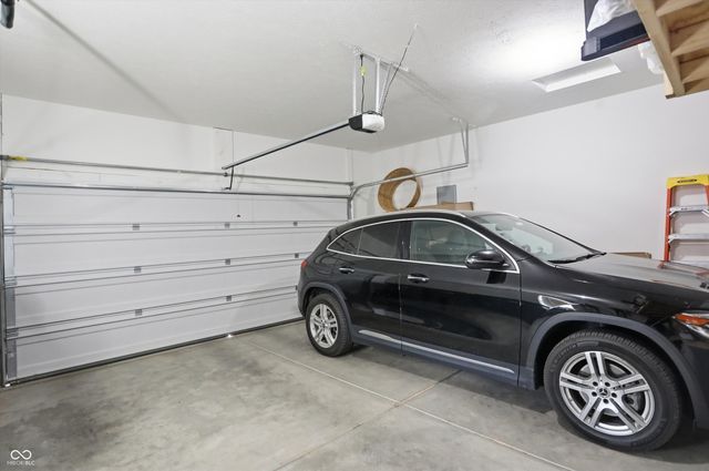 1923 Ponsonby Drive, Westfield, IN 46074