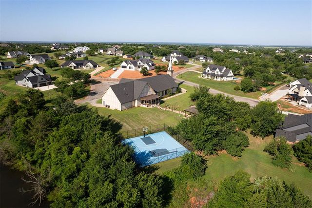 2545 Sandplum Lane, Goldsby, OK 73093