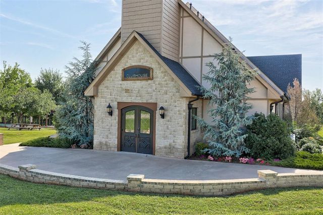 2545 Sandplum Lane, Goldsby, OK 73093