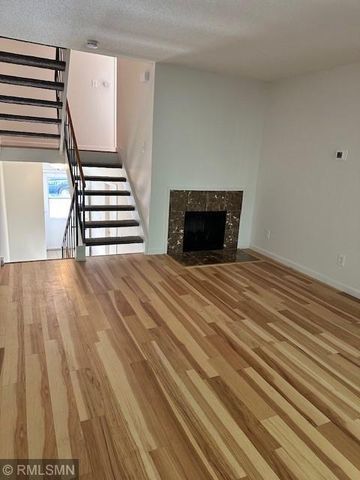 1651 City View Drive 7, Eagan, MN 55121
