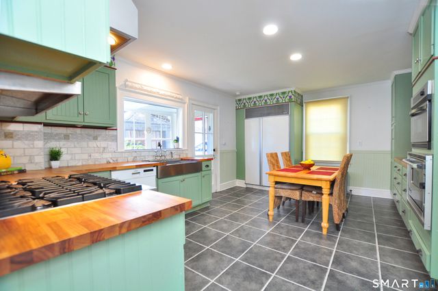 84 Chestnut Avenue, Torrington, CT 06790