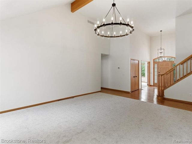 6512 White Lake Road, Clarkston, MI 48346