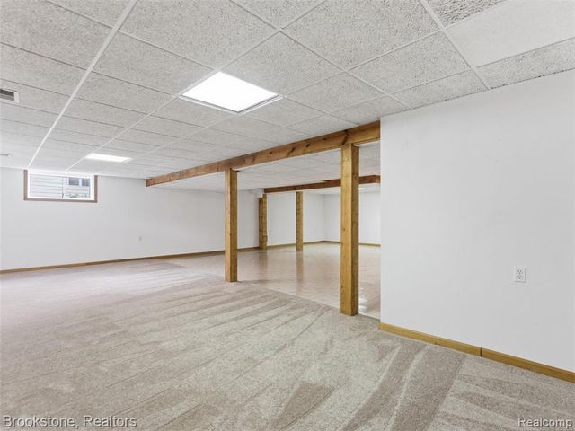 6512 White Lake Road, Clarkston, MI 48346