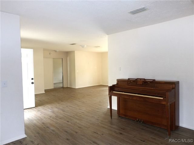 1002 Leroy Bellamy Road, Inverness, FL 34450