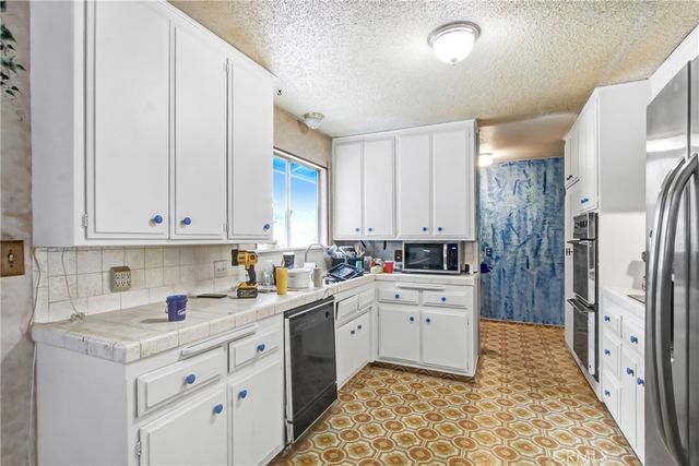 27016 Ramona Vista, Hemet, CA 92544