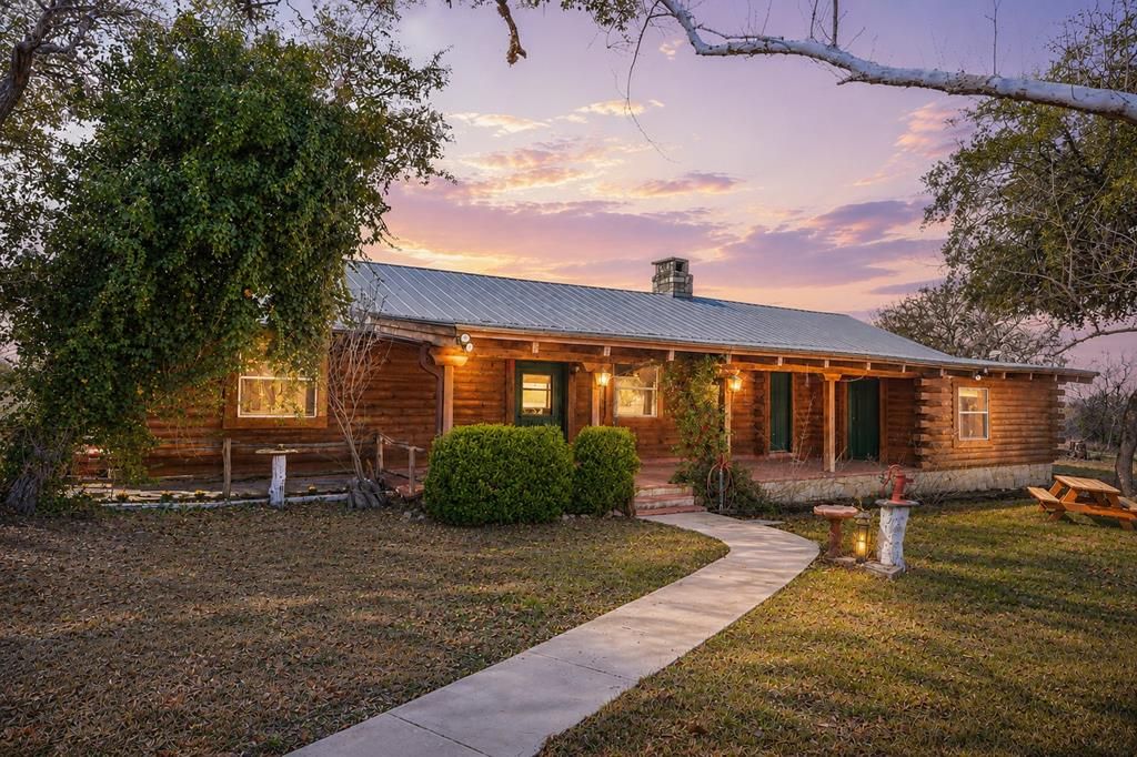 5626 FM 3240, Bandera, TX 78003