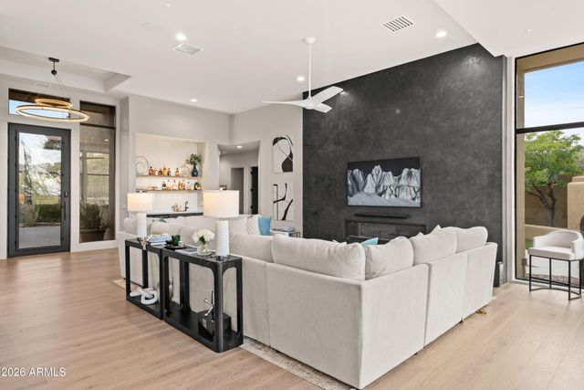 41633 N 102ND Way, Scottsdale, AZ 85262