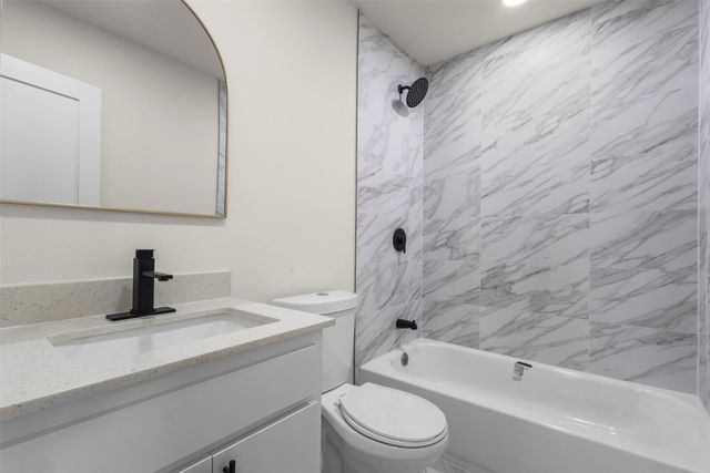 4032 Rita Beth Lane, North Richland Hills, TX 76180