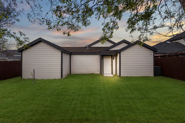 4032 Rita Beth Lane, North Richland Hills, TX 76180