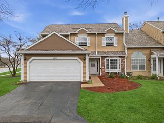 450 Ascot Lane, Streamwood, IL 60107