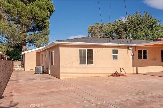 43617 Fern, Lancaster, CA 93534
