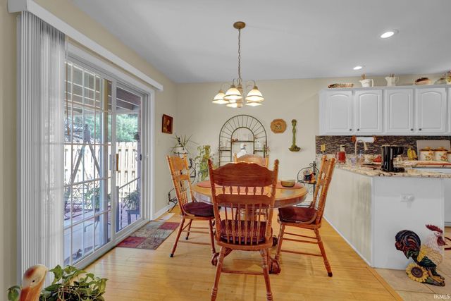 3314 Renee Dr. Common, Evansville, IN 47711