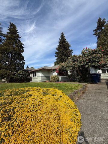 11810 19th Avenue SW, Burien, WA 98146