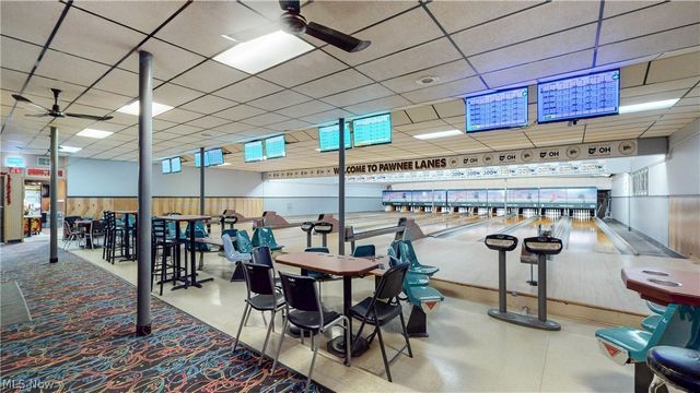 954 Broadway Avenue, Bedford, OH 44146