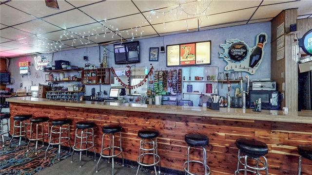 954 Broadway Avenue, Bedford, OH 44146