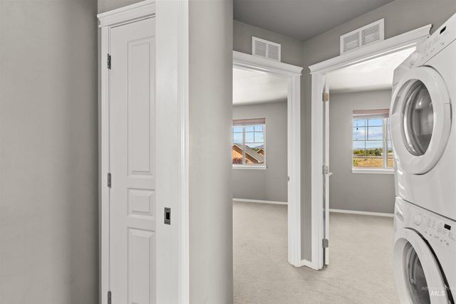 566 Pine Island Lane, Boise, ID 83709