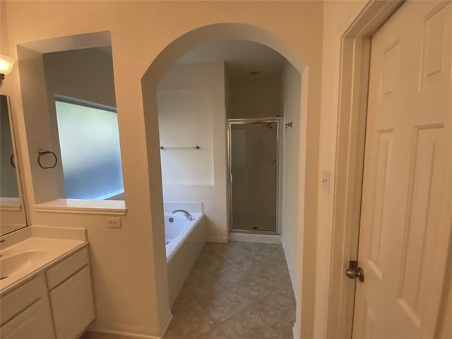 3526 Pine Valley Drive, Pearland, TX 77581