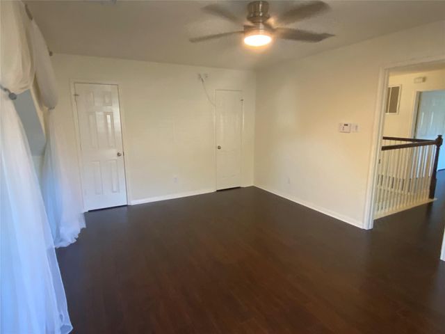 3526 Pine Valley Drive, Pearland, TX 77581