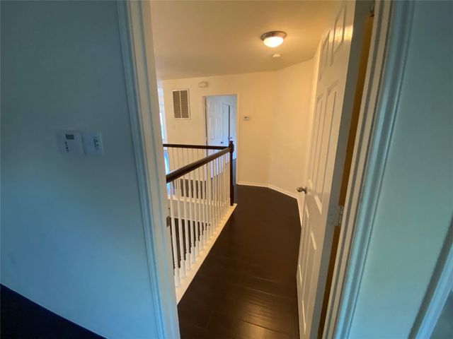 3526 Pine Valley Drive, Pearland, TX 77581
