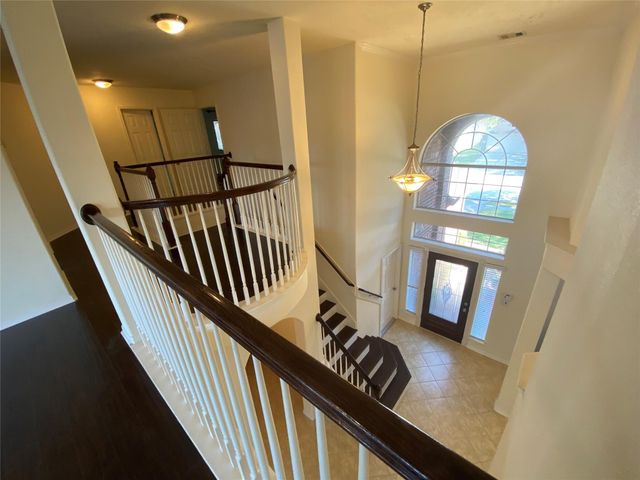 3526 Pine Valley Drive, Pearland, TX 77581