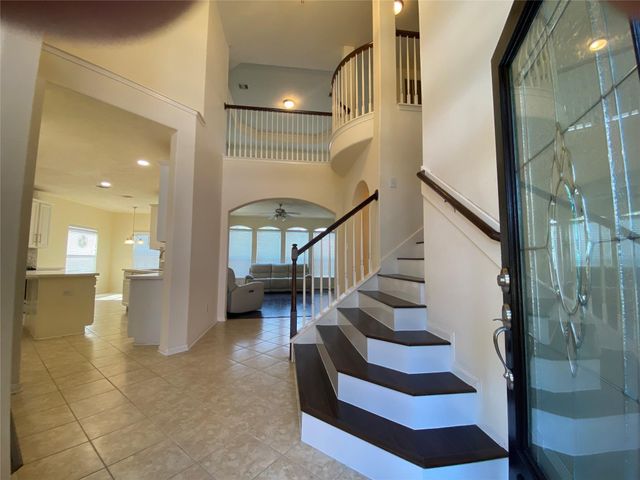3526 Pine Valley Drive, Pearland, TX 77581