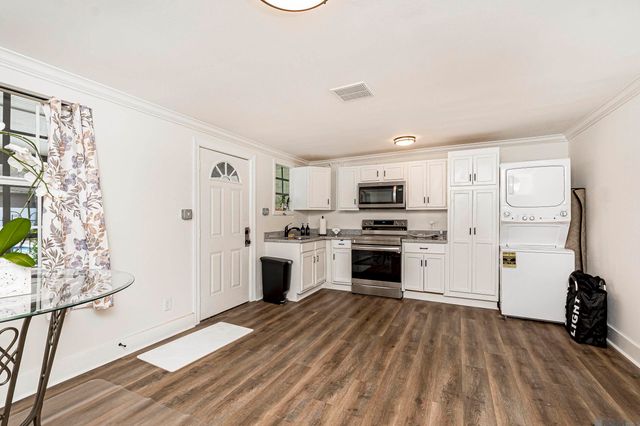 3324 Delaware St, Baton Rouge, LA 70805