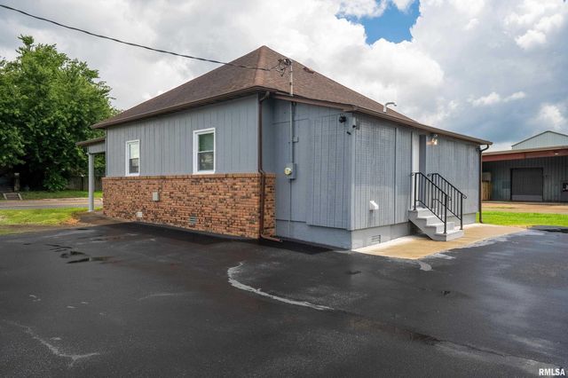 1020 N COURT Street, Marion, IL 62959