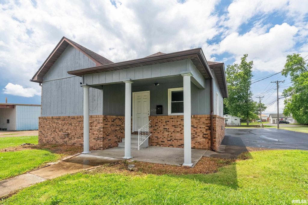 1020 N COURT Street, Marion, IL 62959