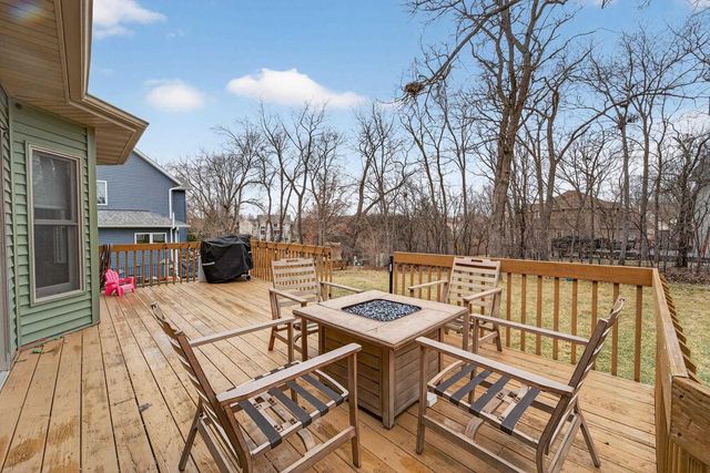 2000 Buckingham Road, Stoughton, WI 53589