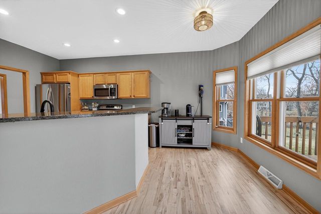 2000 Buckingham Road, Stoughton, WI 53589