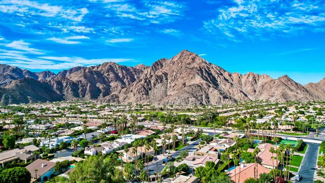 48721 Santa Ursula Street, La Quinta, CA 92253