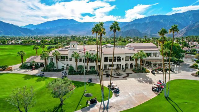 48721 Santa Ursula Street, La Quinta, CA 92253