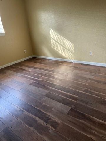 1158 Glenda Street, Pearland, TX 77581