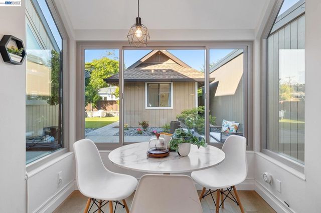3547 Magnolia Dr, Alameda, CA 94502