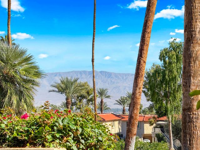 72964 Ken Rosewall Lane, Palm Desert, CA 92260