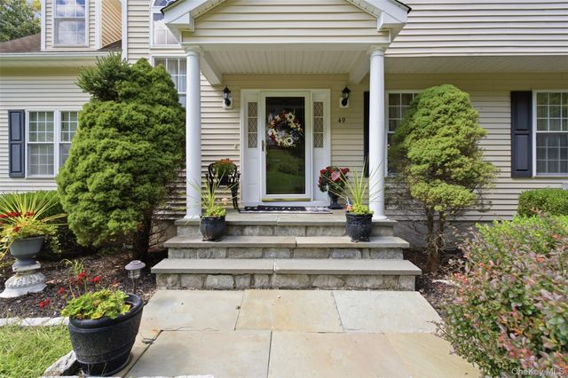 49 Millstream Court, Pawling, NY 12564