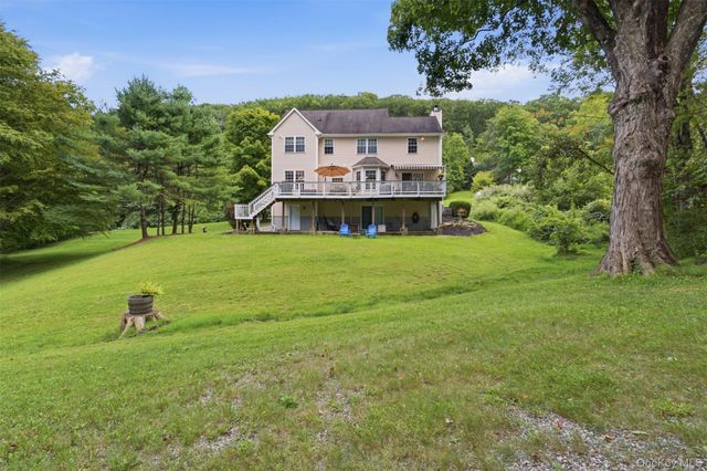 49 Millstream Court, Pawling, NY 12564