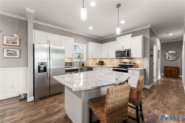613 Doctors Point Rd, Lottsburg, VA 22511