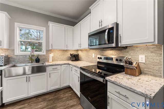 613 Doctors Point Rd, Lottsburg, VA 22511